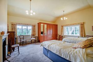 Photo 13- click for photo gallery